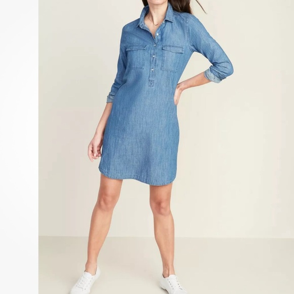 Old Navy Dresses & Skirts - EUC- Old Navy Chambray 100% Cotton Denim Shirt Dress w/Quarter Button Placket
